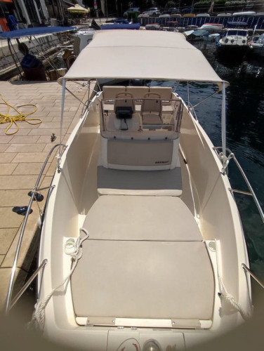 quicksilver 675_speedboat