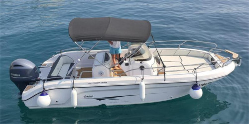 Ranieri Voyager 23S speedboat for rent in Opatija, ideal for day trips